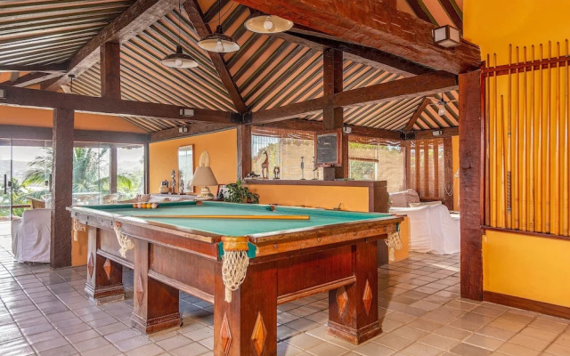 Bz81 Pé na areia na Praia da Ferradura