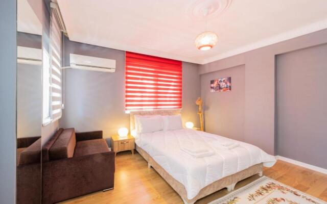 Central Flat Close to the Beach in Muratpasa