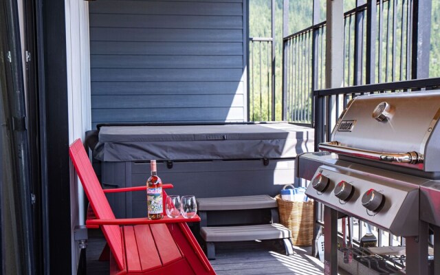 Stoke House by Revelstoke Vacations