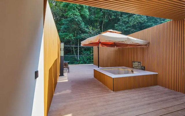 Guangdong Hot Spring Hotel