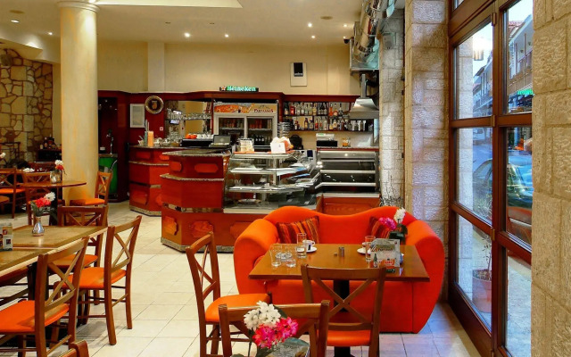 Parnassos Delphi Hotel