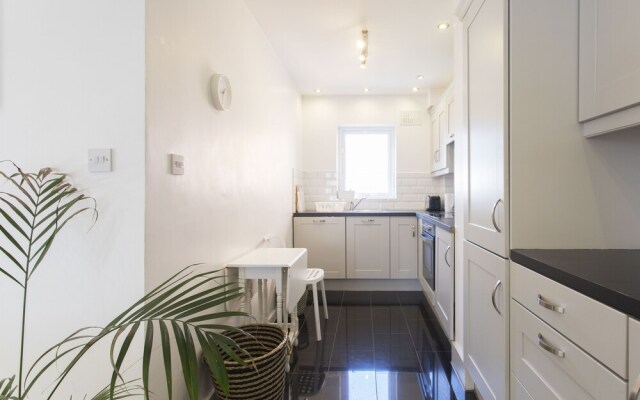 1 Hogans SQ