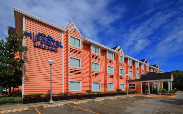 Microtel by Wyndham – Eagle Ridge, Cavite