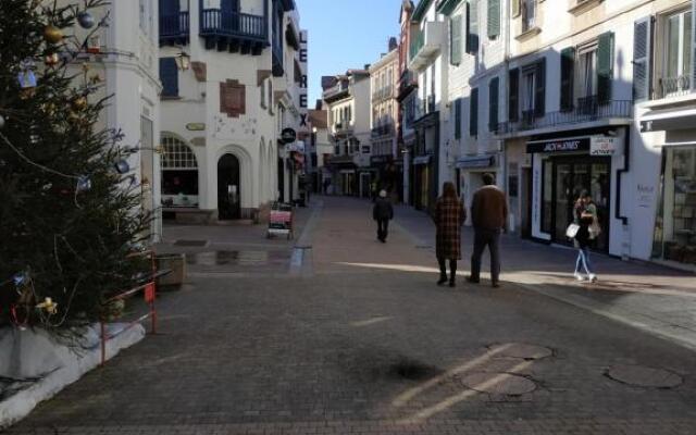 Labechiloa plage - T4 - 84 m2 - 3 ch - Centre historique