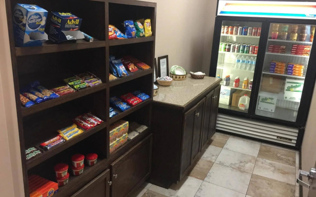 Best Western Red River Inn & Suites