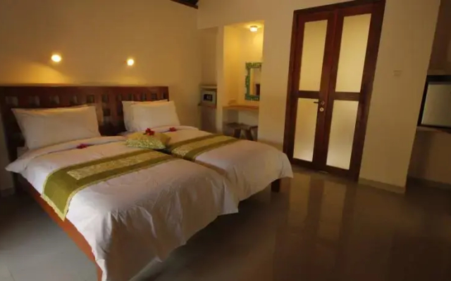 The Waterfront Hotel