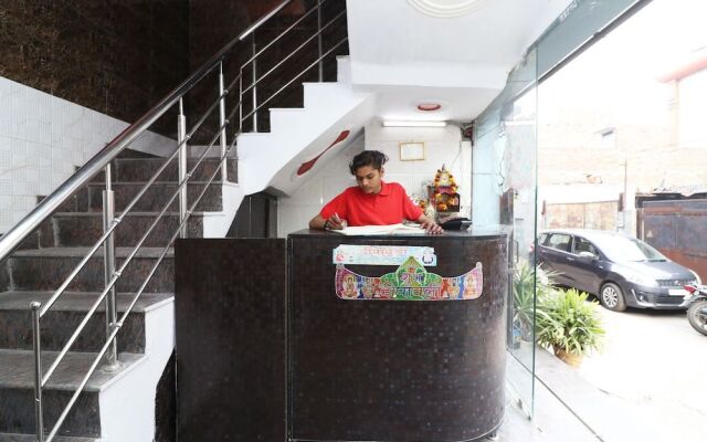 OYO 28331 Hotel Keshav-a Unit Of Ghaziabad Inn