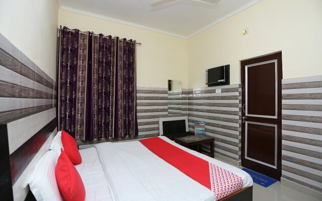 New Sundaram By OYO Rooms