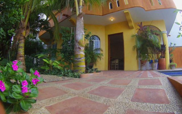 Cielito Lindo Suites
