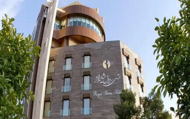 Royal Shiraz Hotel