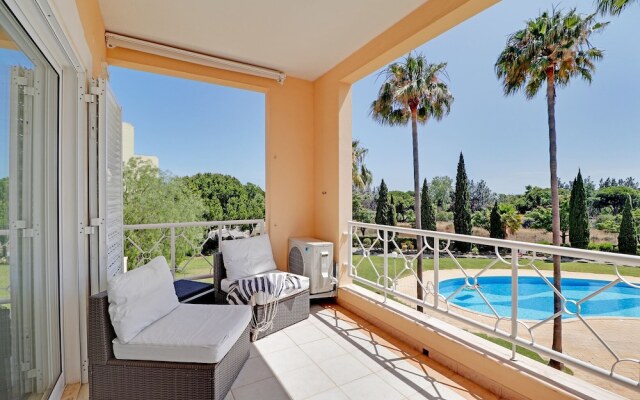 Vilamoura Palm Tree With Pool By Homing