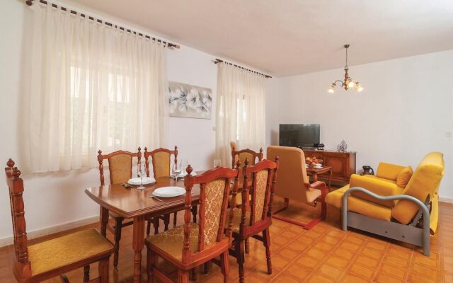 Awesome Home in Pucisca with Hot Tub, WiFi & 5 Bedrooms