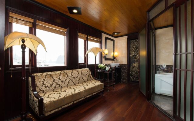 Verdure Lotus Grandeur Cruise