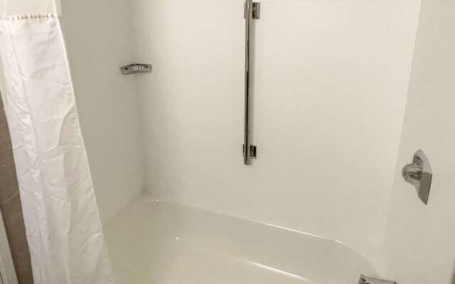 The Inn on Maritime Bay, an Ascend Collection Hotel