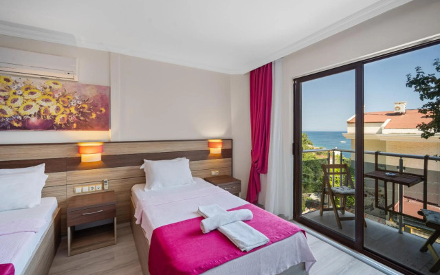 Eden Pyara Hotel Turunc