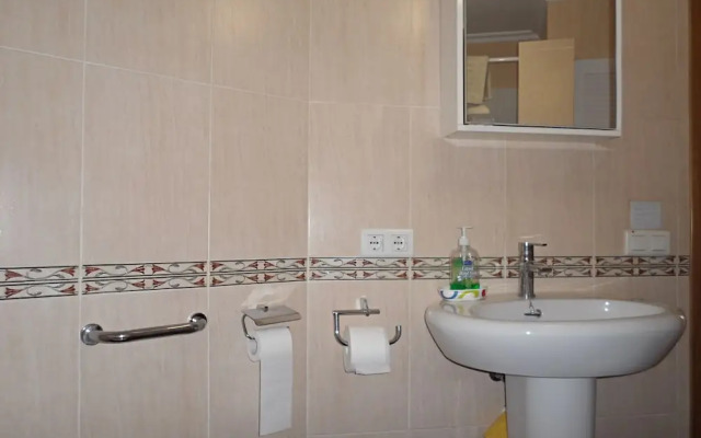 Apartamento UrbanizaciÃ³n Las Palmeras 9