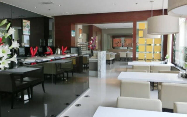 Jinjiang Inn Xiang Yang Tanxi Road