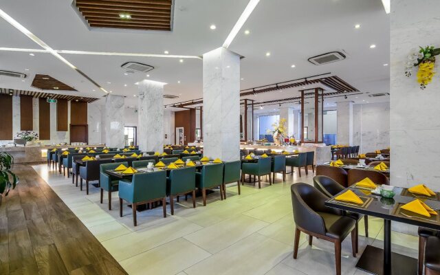 Da Nang Riverside Hotel