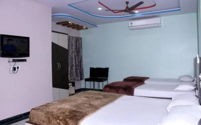 Hotel Gujrat