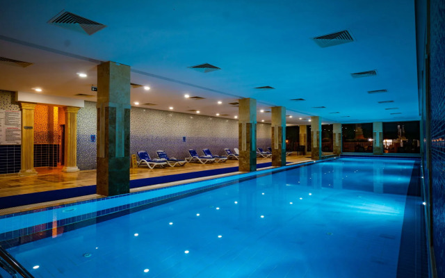 Royal Atlantis Spa & Resort