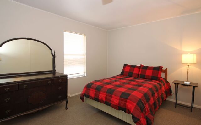 Hondo's River Haus - 4 Br Home