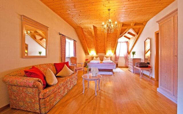 Hotel Tyrol