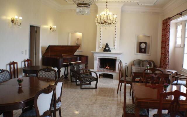 Casa Acucena Vintage B&B Guest House