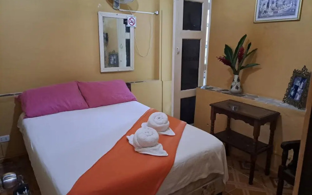 Casa Miriam Hostal Colonial