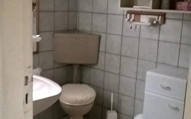 Gemütl. Ferienwohnung und Privatzimmer