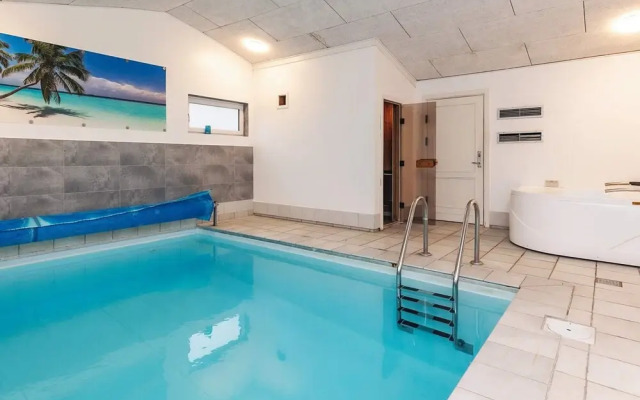 4 Star Holiday Home in Vaeggerlose