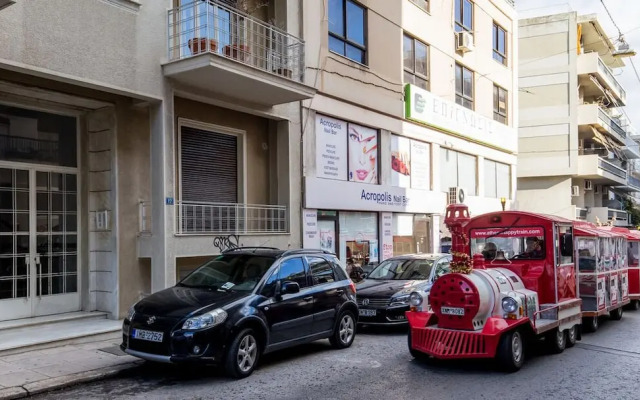 Adorable apartment under Acropolis