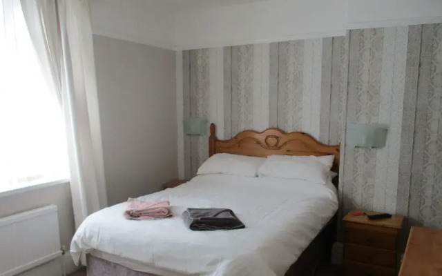 Sefton Lodge