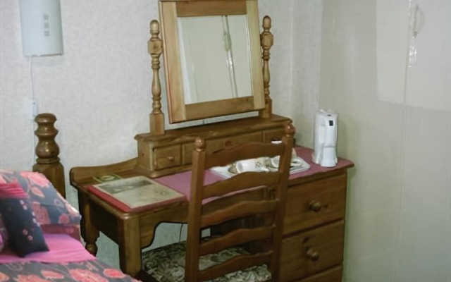Brynhonddu Country House B&B