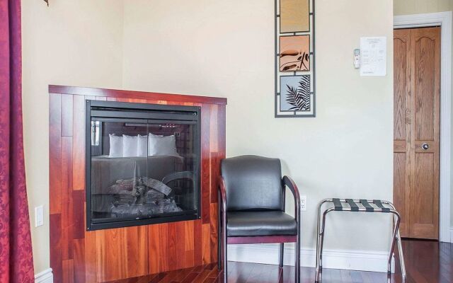 Quality Hotel Fallsview Cascade