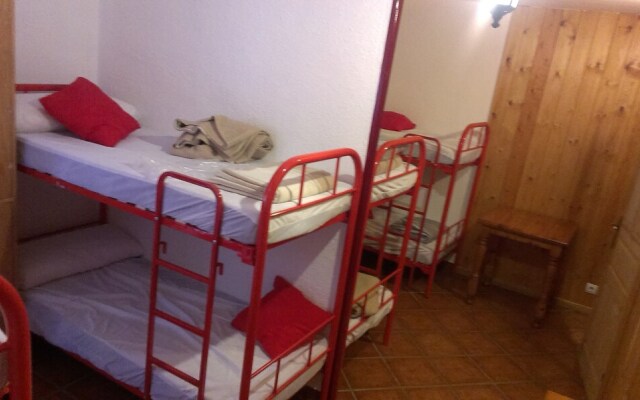Albergue de Piedrafita, Bosque del Betato