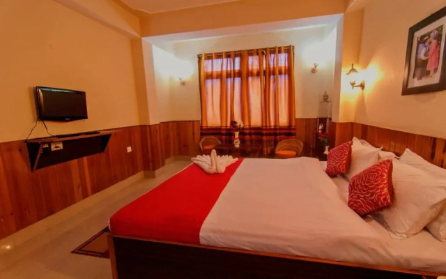 OYO 3571 Hotel Vajrakila