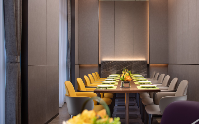 The Avenue Restaurant at The Victoria Inn