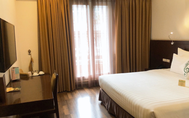 Thang Long Opera Hotel