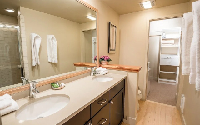 Crestview in River Run by Alpine Lodging