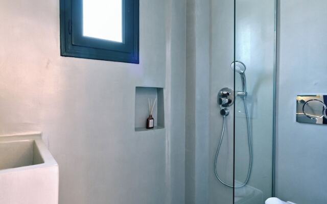 Paros Five Senses