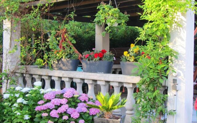 Apartment With 3 Bedrooms in Nans-les-pins, With Wonderful Mountain Vi