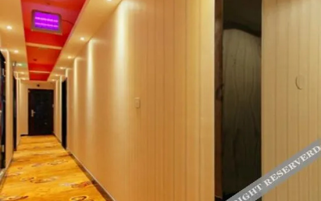 Yueyuan Fashion Hotel (Zhengzhou Longzihu University Town)