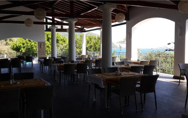Monte Beach Resort