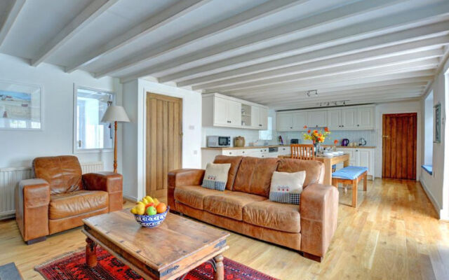 Holiday Home Cliff