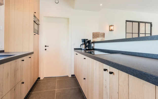 Chic Villa in Comines-warneton With Garden