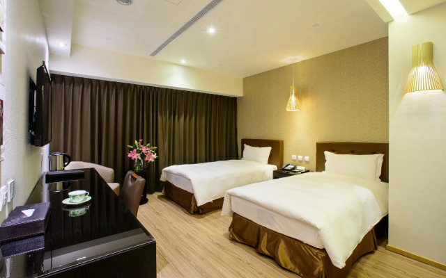 Stay Hotel - Taichung Yizhong