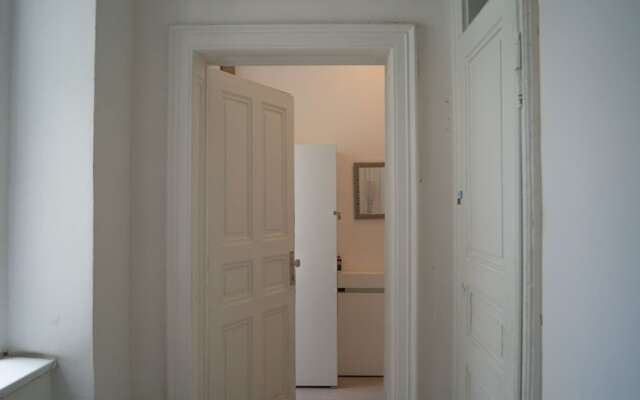 Modern Apartment in The Heart of Vienna 10