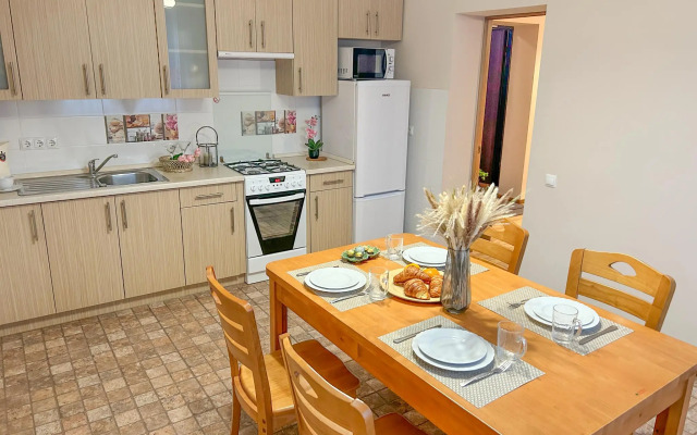 Sun City на ул. Архитектора Попова