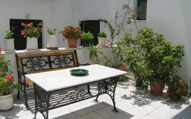Studios Simos