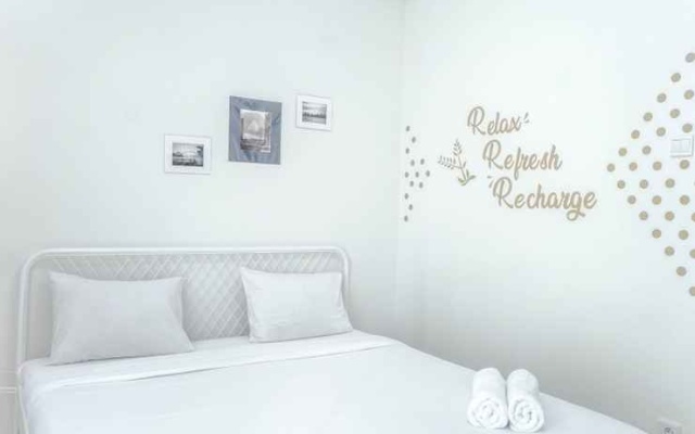 New Studio Apartment @ Woodland Park Residence By Travelio – Guest Rooms – Jakarta